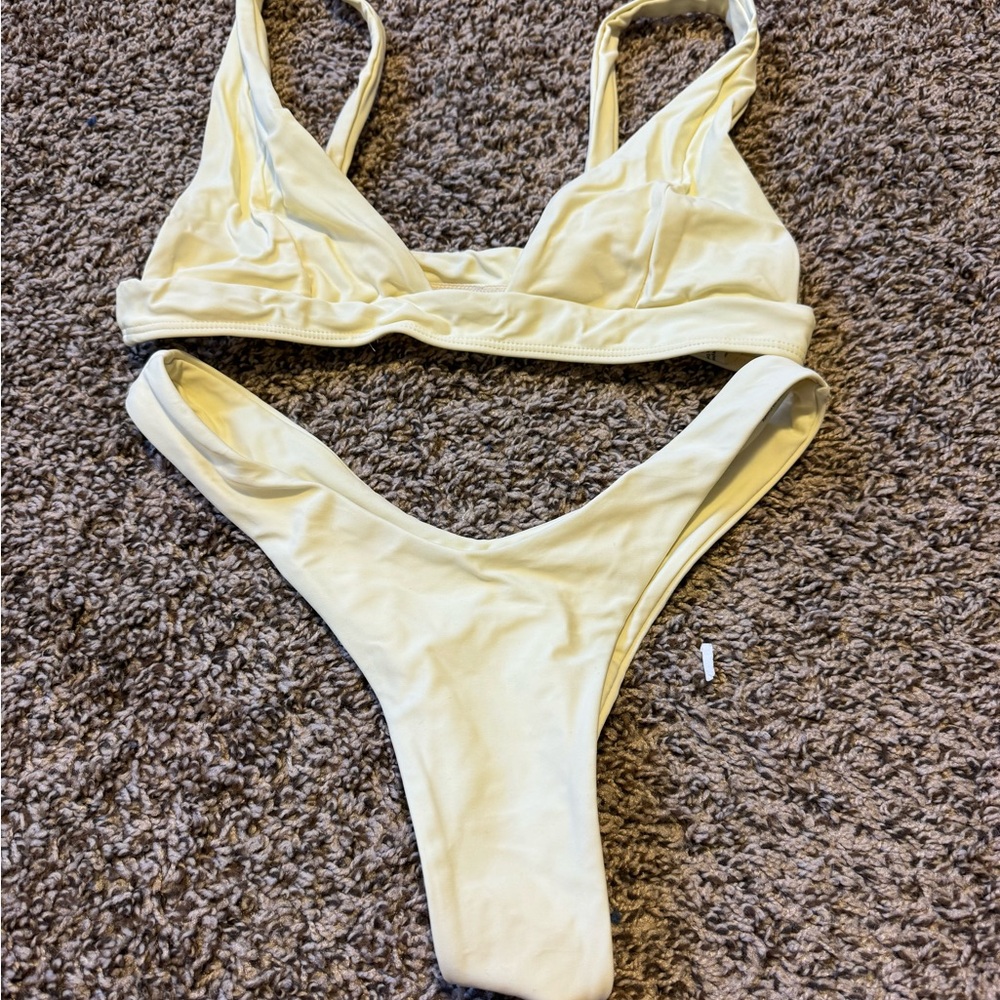 SHEIN Yellow Women's Swimsuit Set